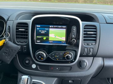 Renault Trafic Combi SpaceClass ENERGY dCi 145 EDC