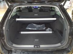 SKODA Superb Combi 2.0TDI  Selection Standheizung Pano