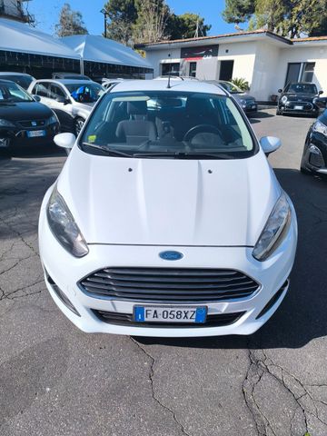 Ford Fiesta 1.5 TDCi 75CV 3 porte Black & White 