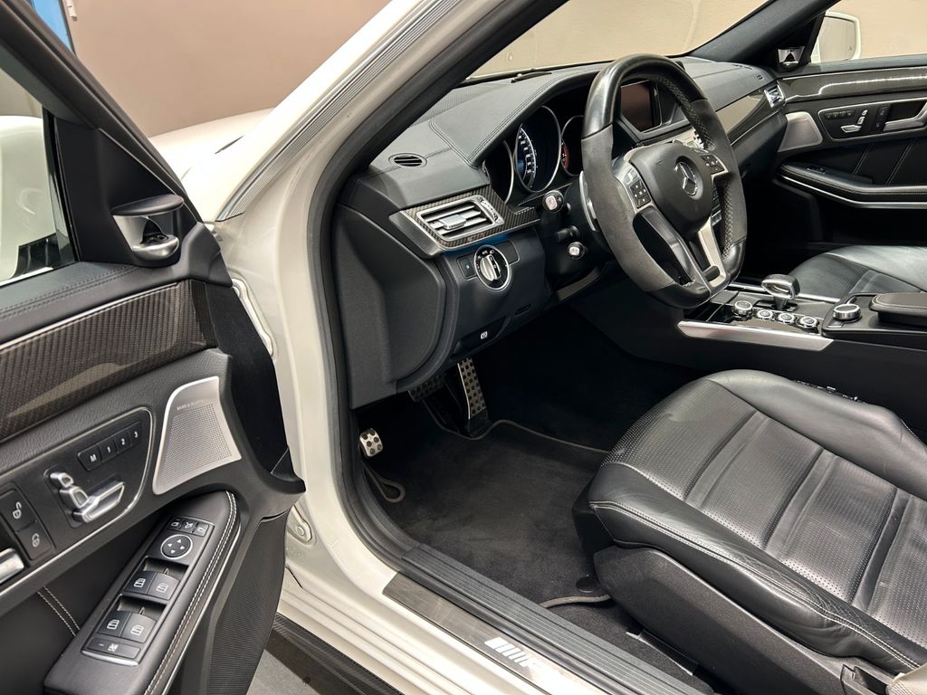 Mercedes-Benz E 63 AMG E63 S AMG 4M *CARBON-PAKET*KERAMIK*B&O*PANO*