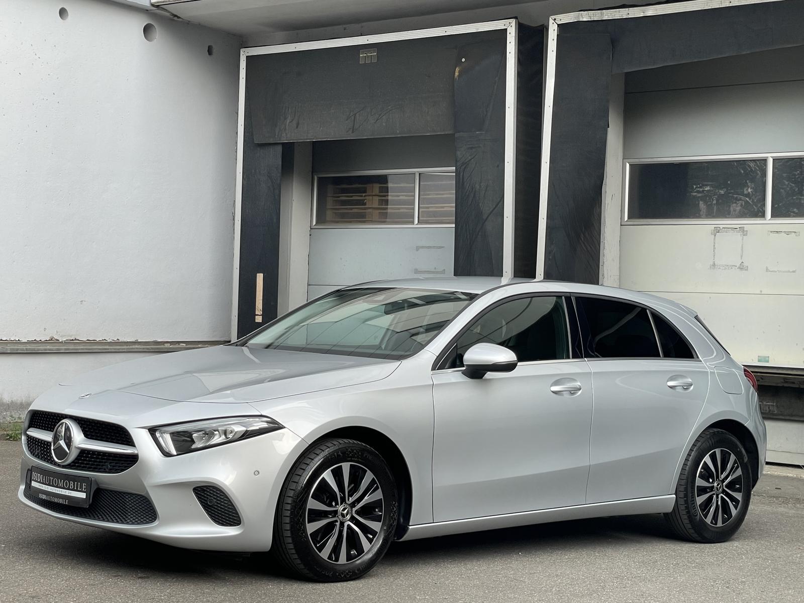 Mercedes-Benz A-Class Style LED MBUX Rü-Kamera Apple/Android, миниатюра 2