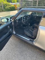 MINI Cooper SE Resolute Edition  - MINI MINI: Resolute Edition
