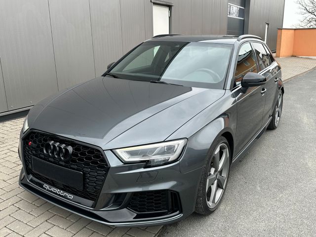 Audi RS3 Sportback Quattro - B&O; KAMEA; LEDER; MATRI