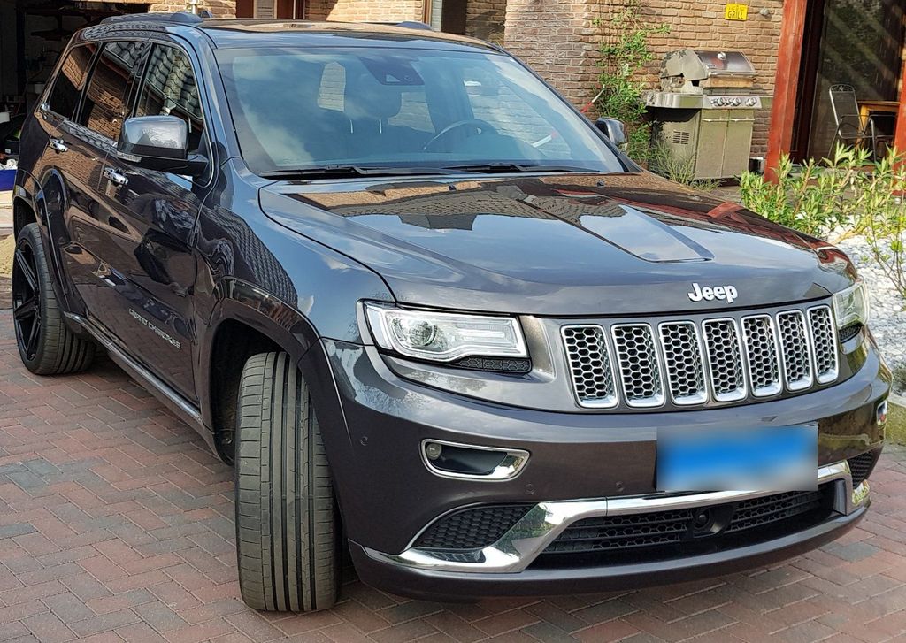 Image of Jeep Grand Cherokee