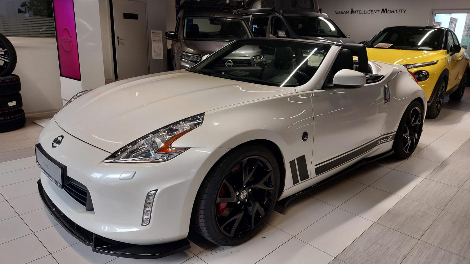 Nissan 370Z 370 Z Roadster Pack+