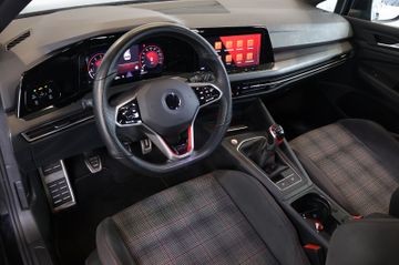 Volkswagen Golf VIII GTI 2.0 TSI AID+LED+CARPLAY+AMBIENT