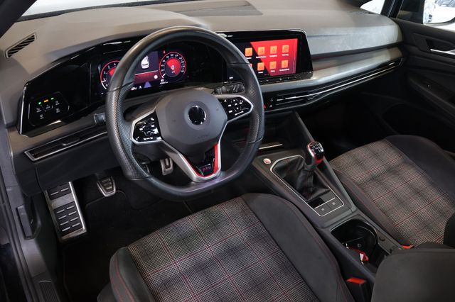 Volkswagen Golf VIII GTI 2.0 TSI AID+LED+CARPLAY+AMBIENT