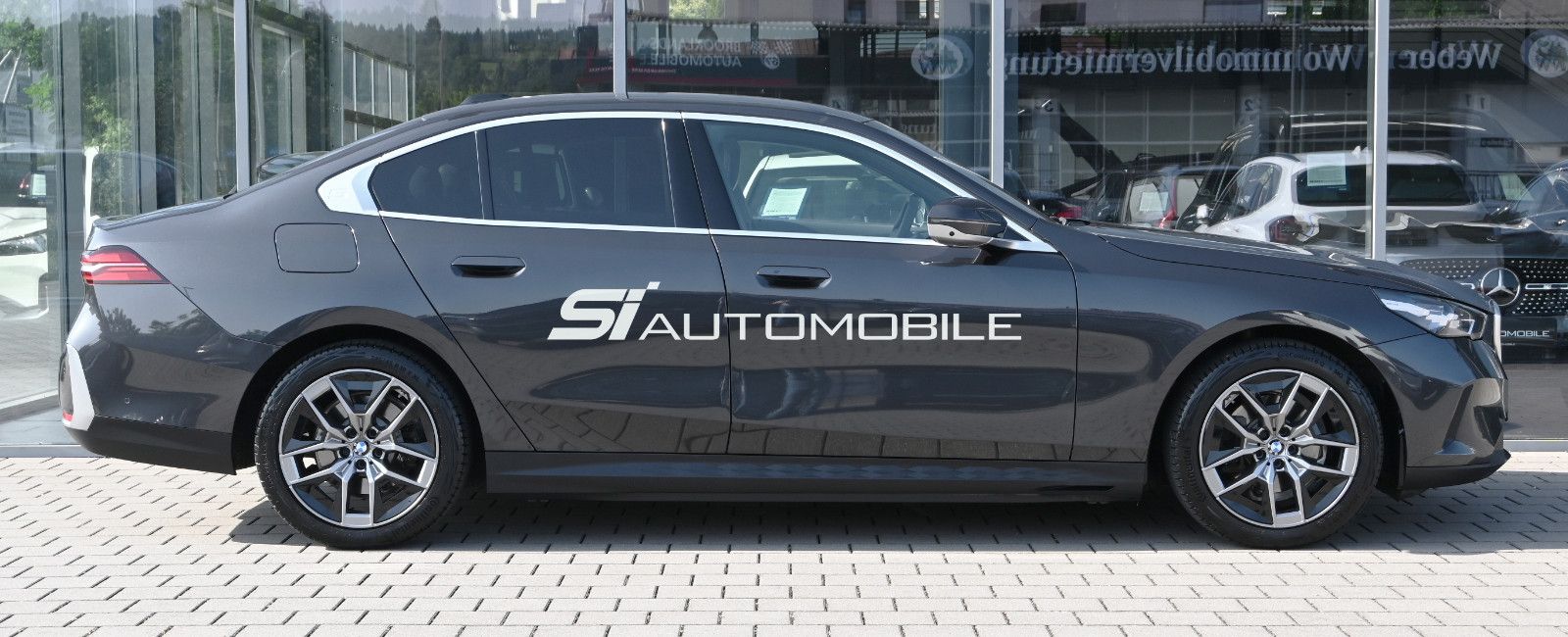 Fahrzeugabbildung BMW 530e Aut. °UVP 88.479€°ACC°B&W°PANO°MERINO°360°