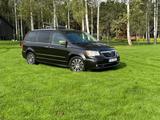 Lancia Voyager 2.8 MultiJet 16v Platinum Automatik ... - Lancia Voyager: Platinum