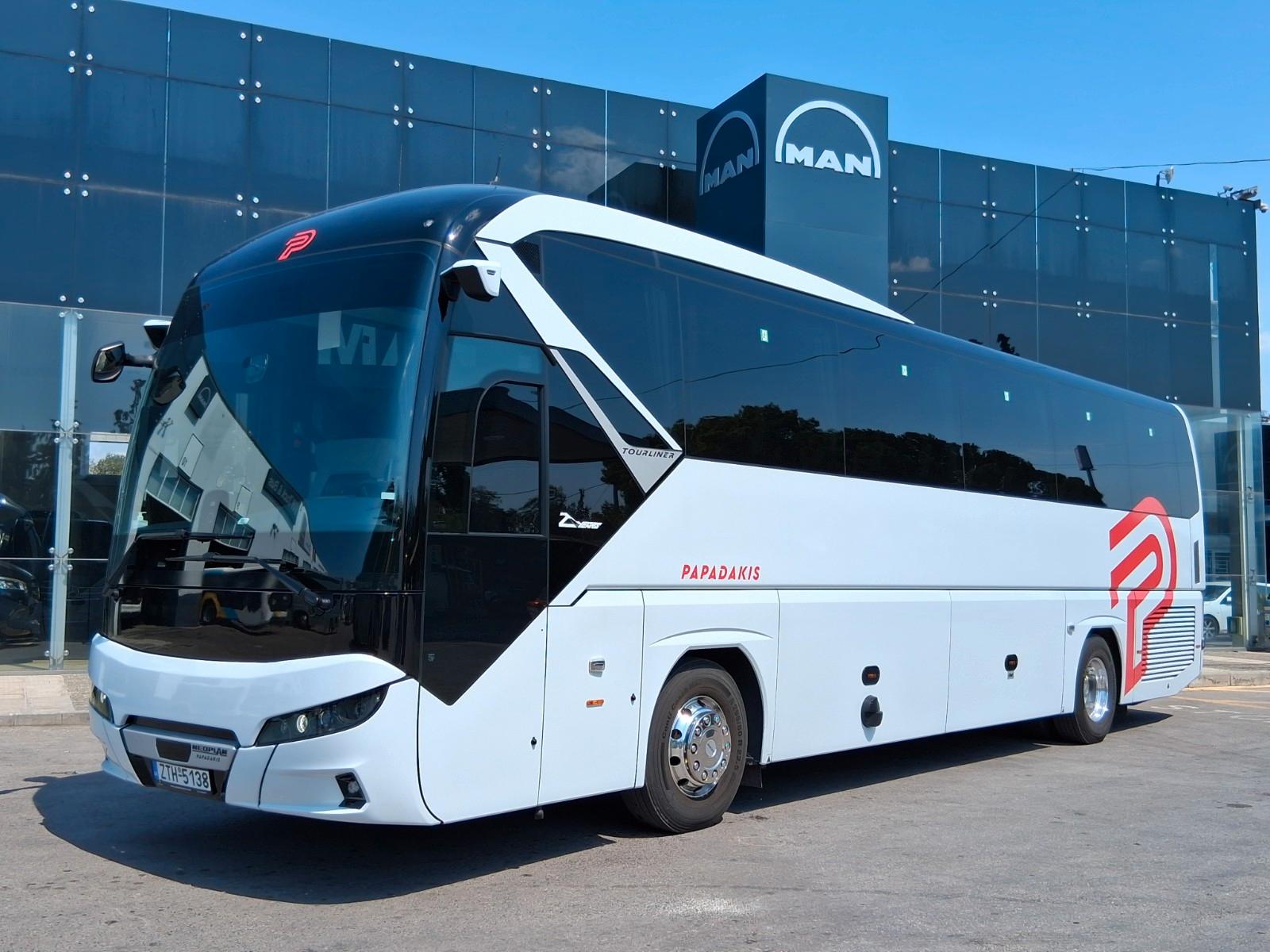 Neoplan Tourliner P21