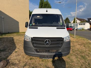 Mercedes Sprinter - 2