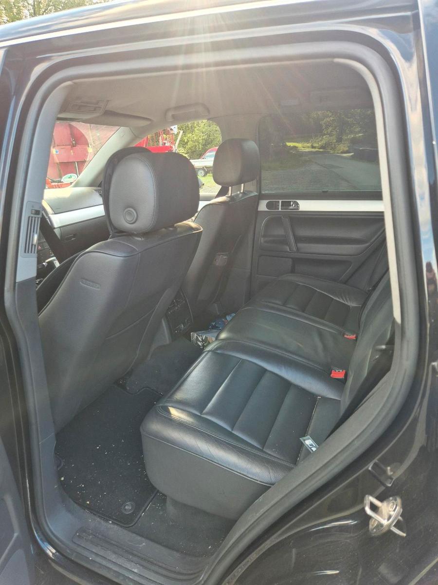 Volkswagen Touareg 2005 — photo 7