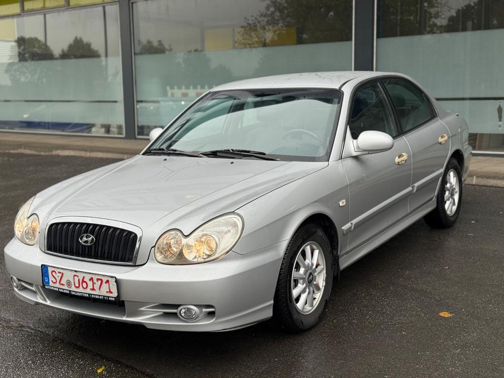 Hyundai SONATA