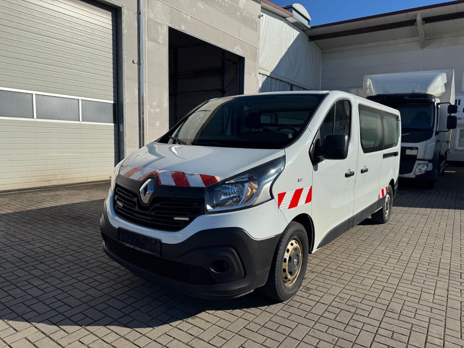 Renault Trafic  Lang-Fenster Bus