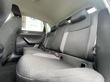Volkswagen Polo - 11