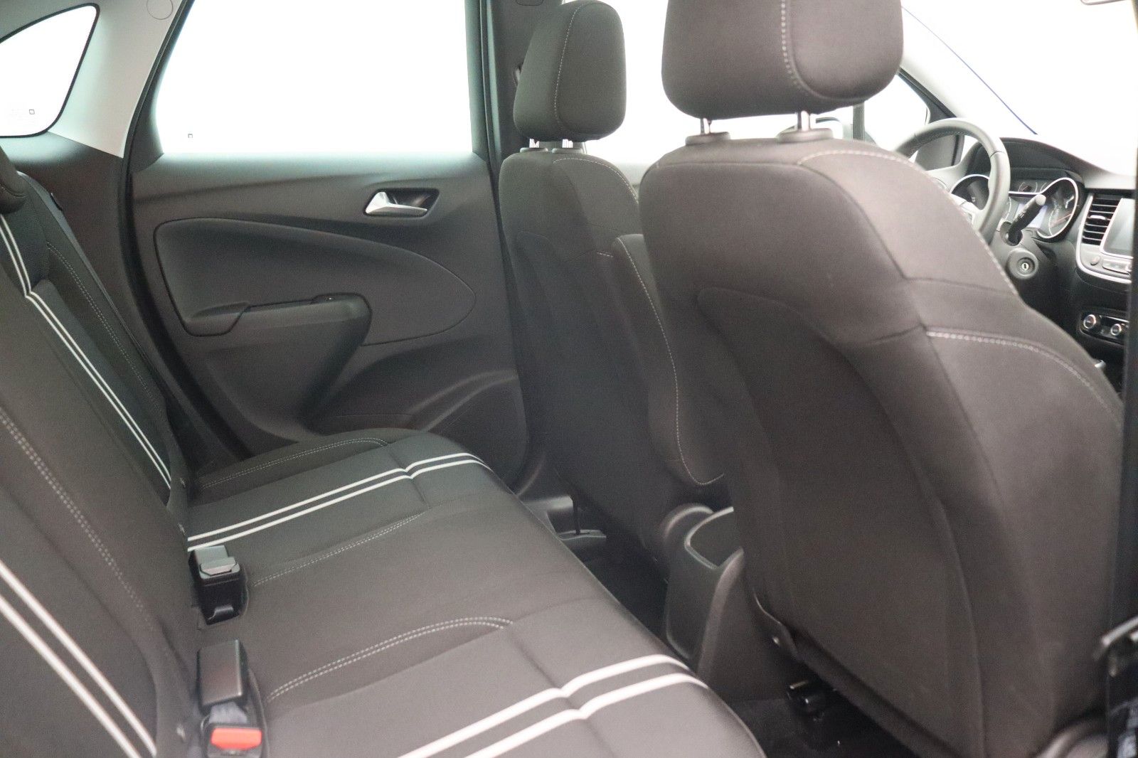 Fahrzeugabbildung Opel Crossland 1.2 Elegance PANO LED NAVI