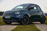 Fiat 500e Icon Cabrio 42 kWh Ozeangrün - gebrauchte Fiat 500e aus dem Jahr 2021