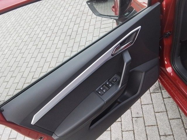 Fahrzeugabbildung SEAT Ibiza FR DSG LED Pano 18''