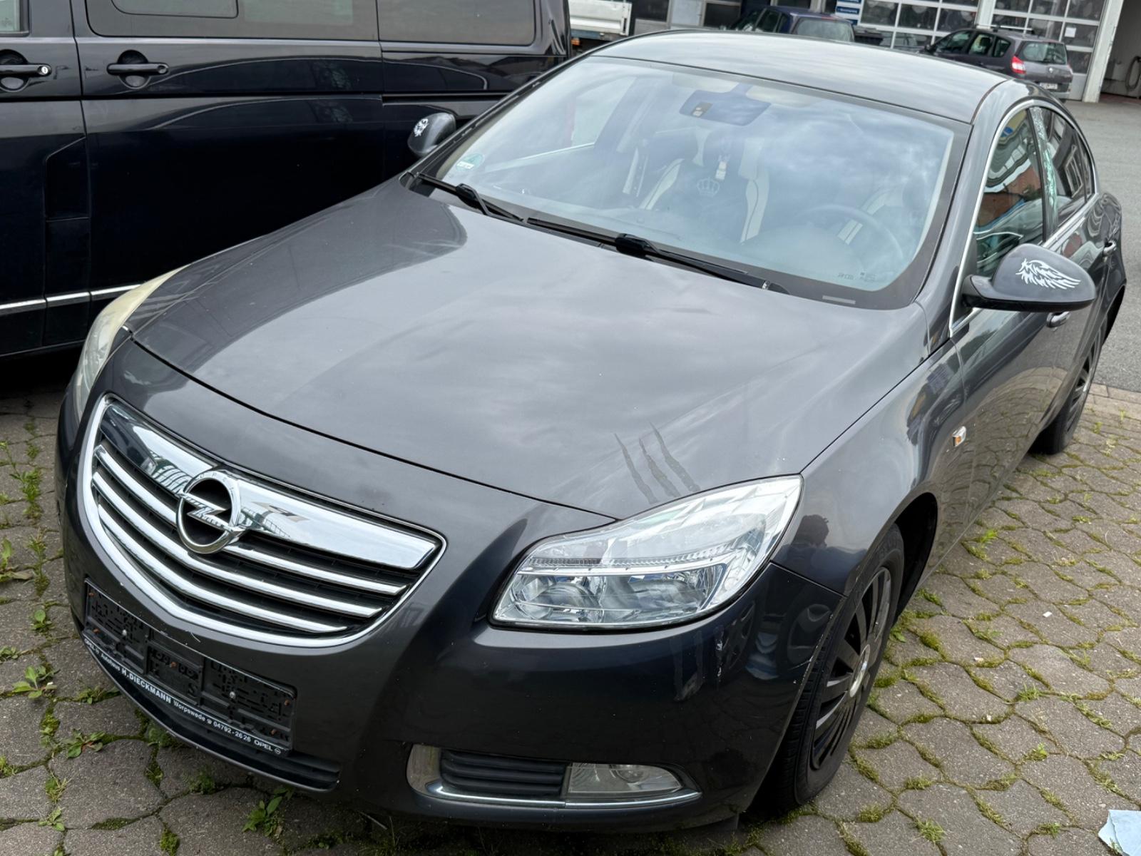 Opel Insignia A Lim. Edition Motorschaden*Automatik