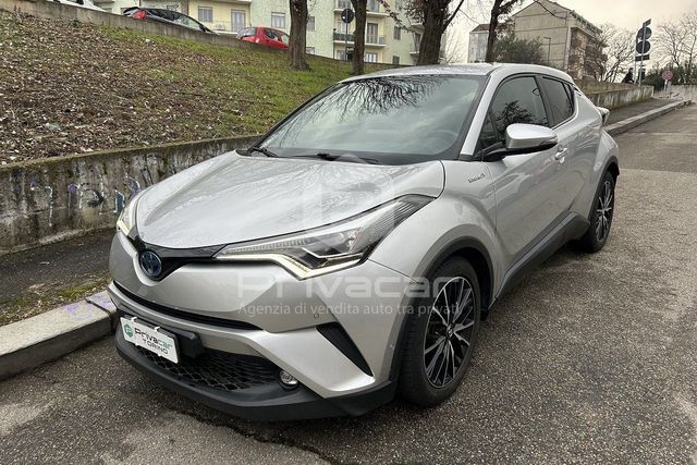 Toyota TOYOTA C-HR 1.8 Hybrid E-CVT Lounge