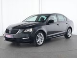 Skoda Octavia Ambition Bluetooth|Tempomat|SHZ|PDC - Skoda Octavia mit Diesel-Antrieb: Limousine