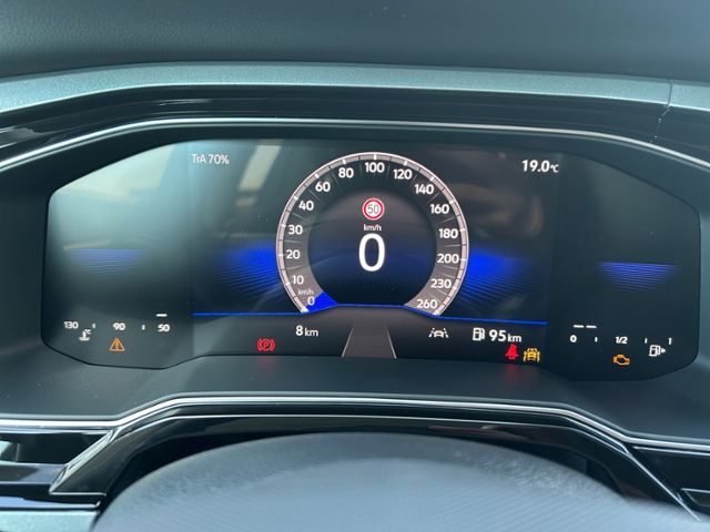 Fahrzeugabbildung Volkswagen Polo ENERGY 1.0 TSI 95 PS 5-Gang LED RFK APP