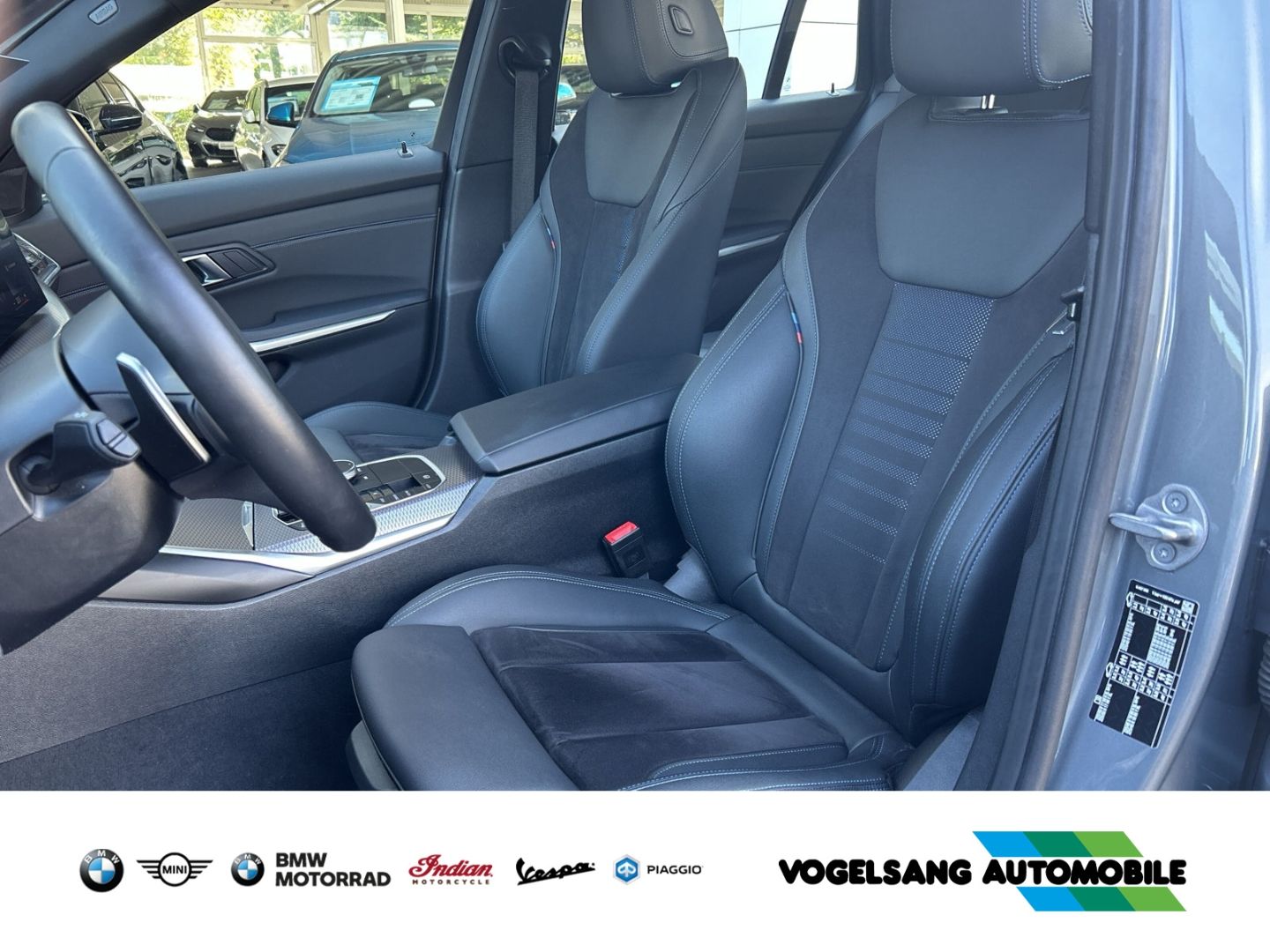 Fahrzeugabbildung BMW 318 iTouring,M Sport,HeadUp,Rückfahrk.,DrivingAs