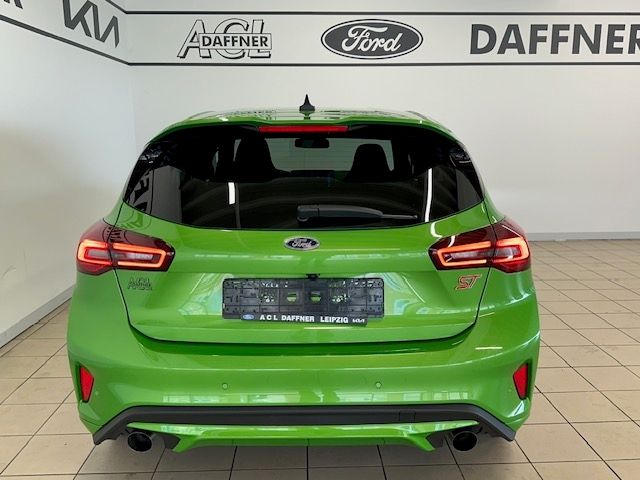 Fahrzeugabbildung Ford Focus ST X 2.3 EcoBoost EU6e