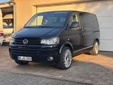 Volkswagen T5 Multivan TDI DSG 4Motion Luftfahrwerk 20Zoll - gebrauchte Volkswagen T5 Multivan aus dem Jahr 2014