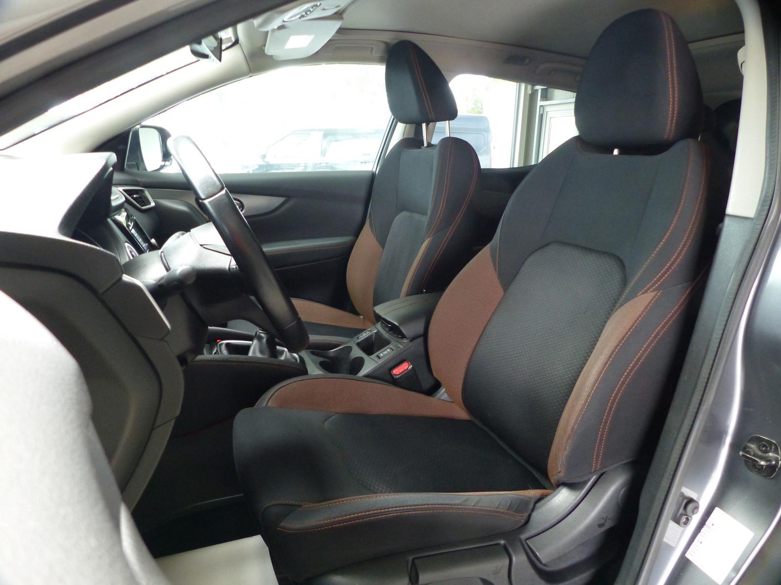 Nissan Qashqai N-Motion Panod+Navi+360°+PDC+Winterpaket