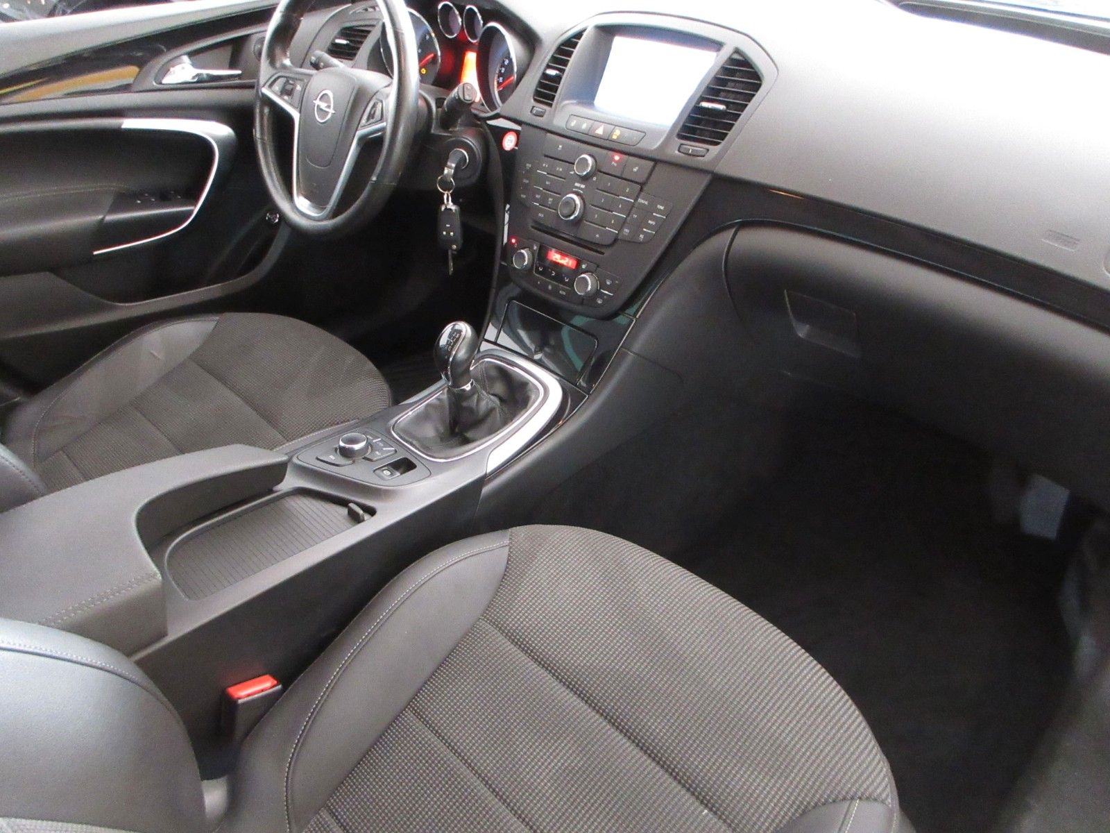 Fahrzeugabbildung Opel Insignia A ST 2.0CDTI Innovatio LED/NAVI/PDC/AHK