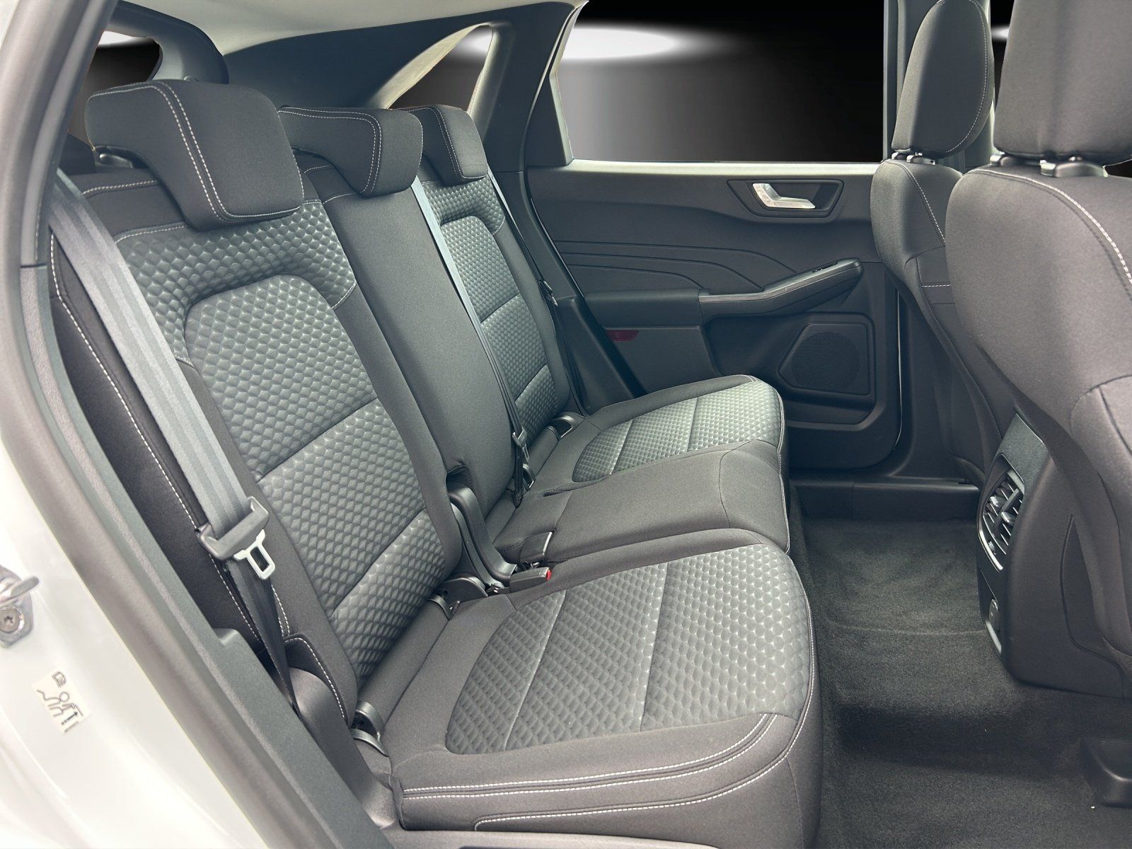 Fahrzeugabbildung Ford Kuga 2.5 Duratec PHEV Cool & Conn Aut./NAVI/SHZ/