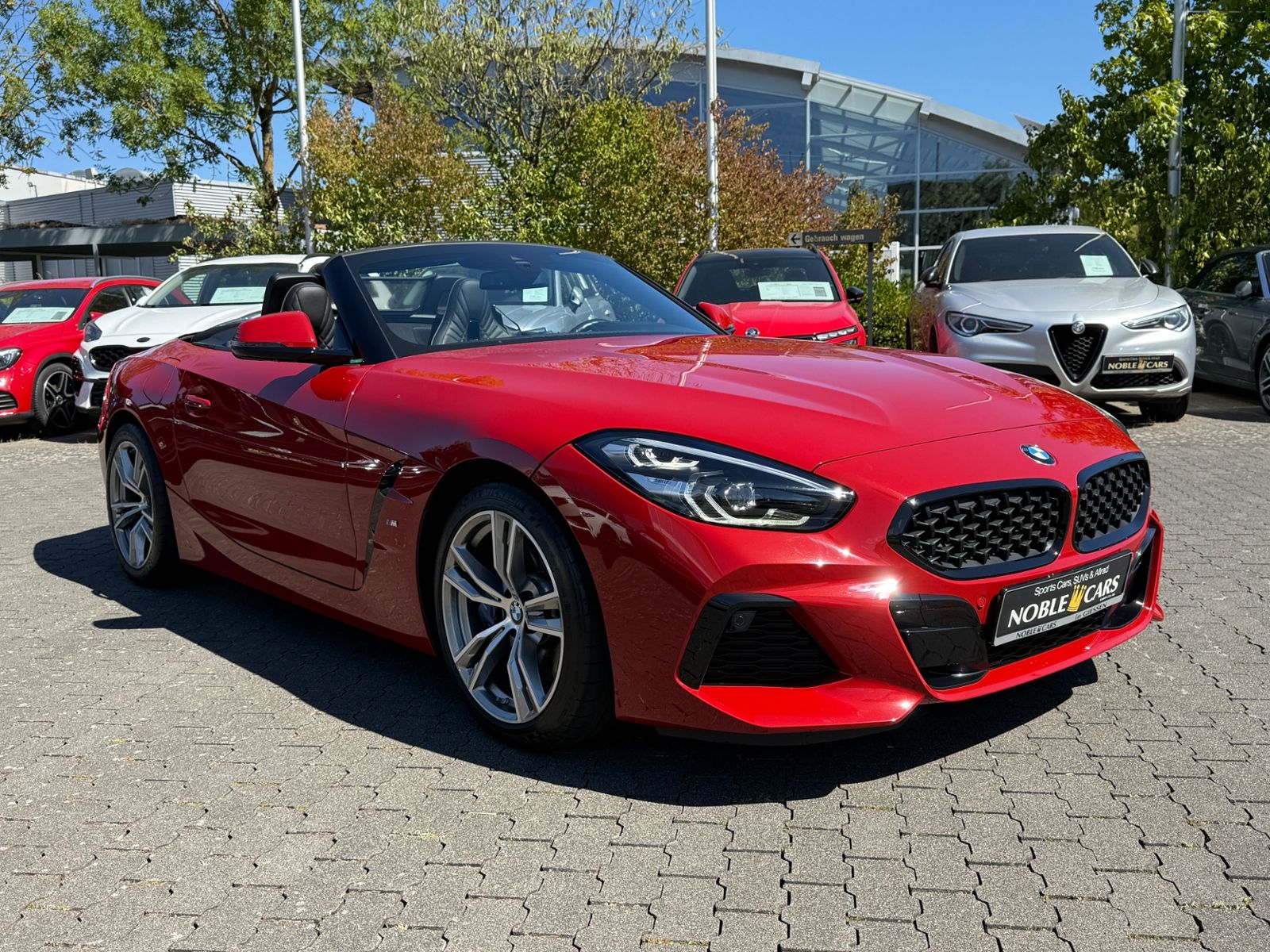 Fahrzeugabbildung BMW Z4 Roadster sDrive 30 i M Sport H/K LED NAVI