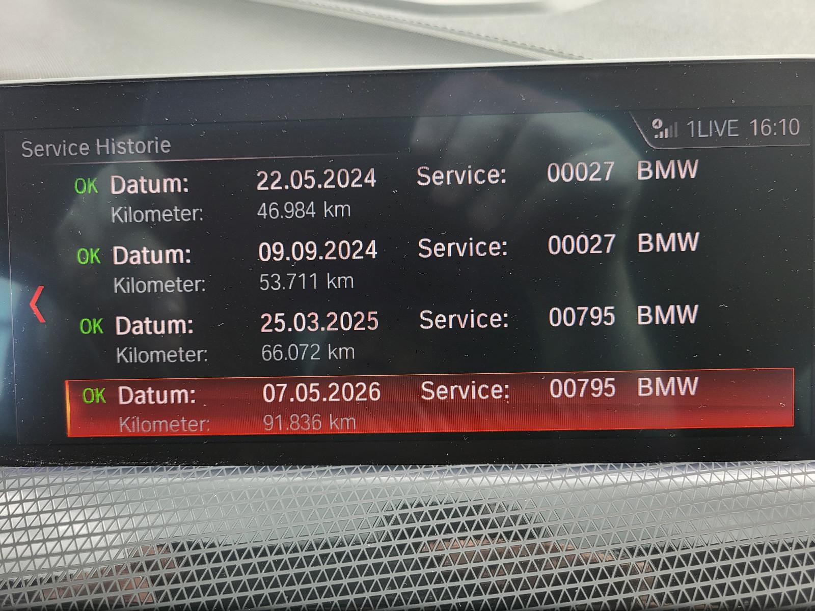 BMW 120d xDrive Sport Line > AT-Motor mit 12.548Km  