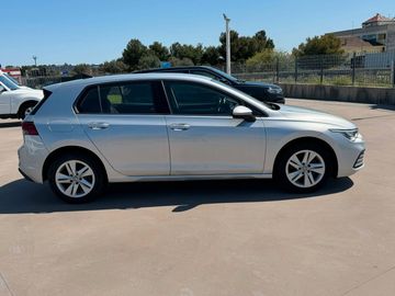 Volkswagen Golf - 3