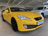 Hyundai Genesis Coupe 3.8 V6  LEDER INFINITY SPORTAUSPUF - Hyundai Genesis: V6