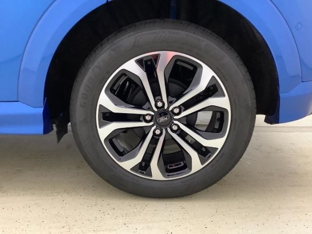 Fahrzeugabbildung Ford Puma ST-Line Winterpaket Fahrerasssistenzpaket