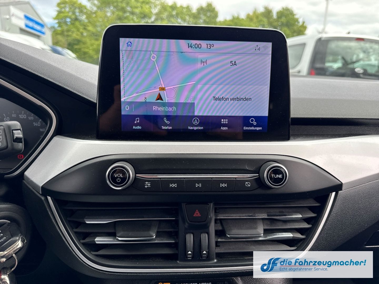 Fahrzeugabbildung Ford Focus Turnier 1.0 EcoBoost EU6d-T *EXPORT