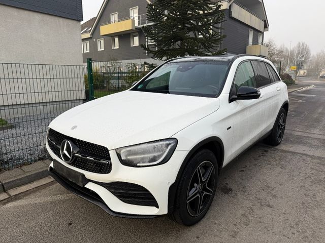 Mercedes-Benz GLC 300 de 4Matic AMG-Line Vollaust.  Garantie