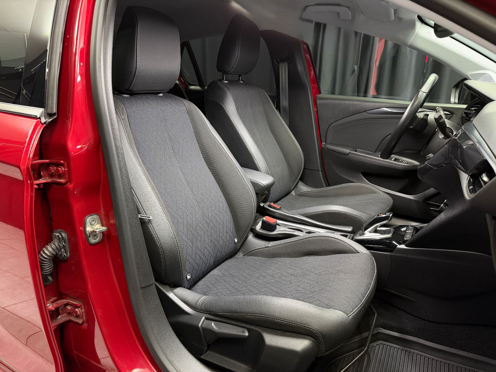 Fahrzeugabbildung Opel Corsa F Elegance|AUTOMATIK|NAVI|KAMERA|AC|PDC