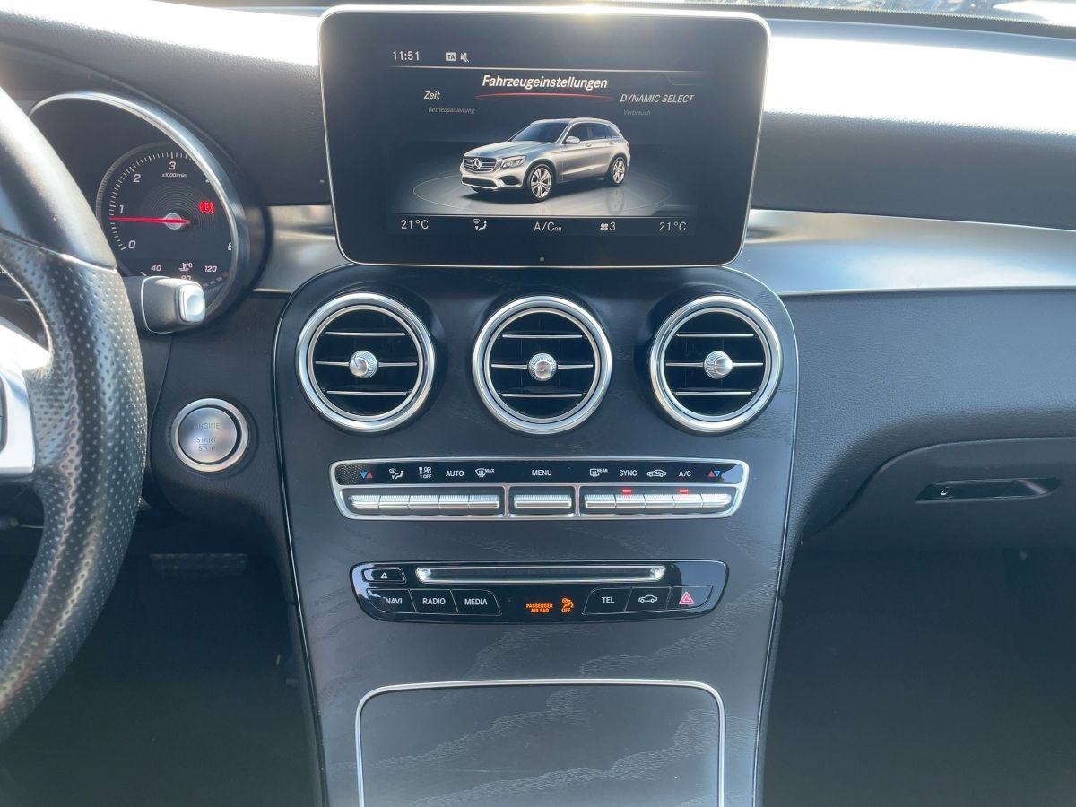 Fahrzeugabbildung Mercedes-Benz GLC 250 d 4M AMG/Night/Kamera/LED/AHK
