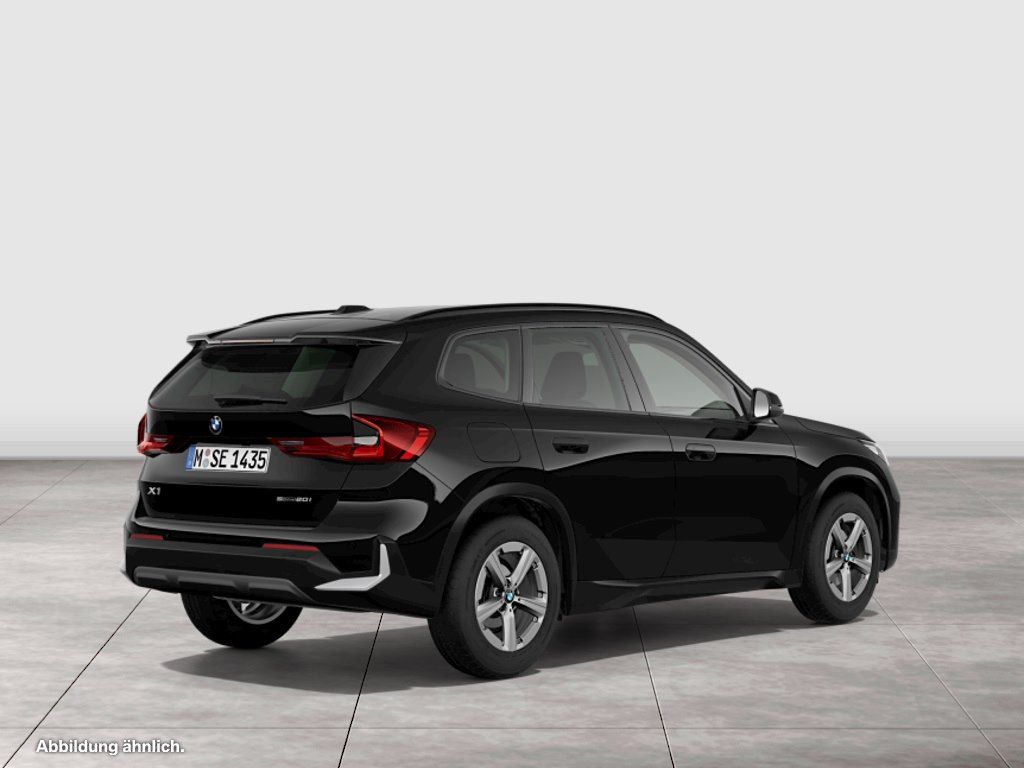 BMW X1 sDrive20i LED PDC V H DAB Sitzheiz. Klima foto 2
