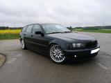 BMW Bmw e46 320iA M54 Touring Saphire Schwarz ... - BMW 320: Kombi, 320i E46