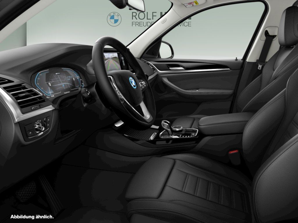 BMW X3 xDrive30e HeadUp Pano AHK HiFi Laser RFK SHZ foto 4