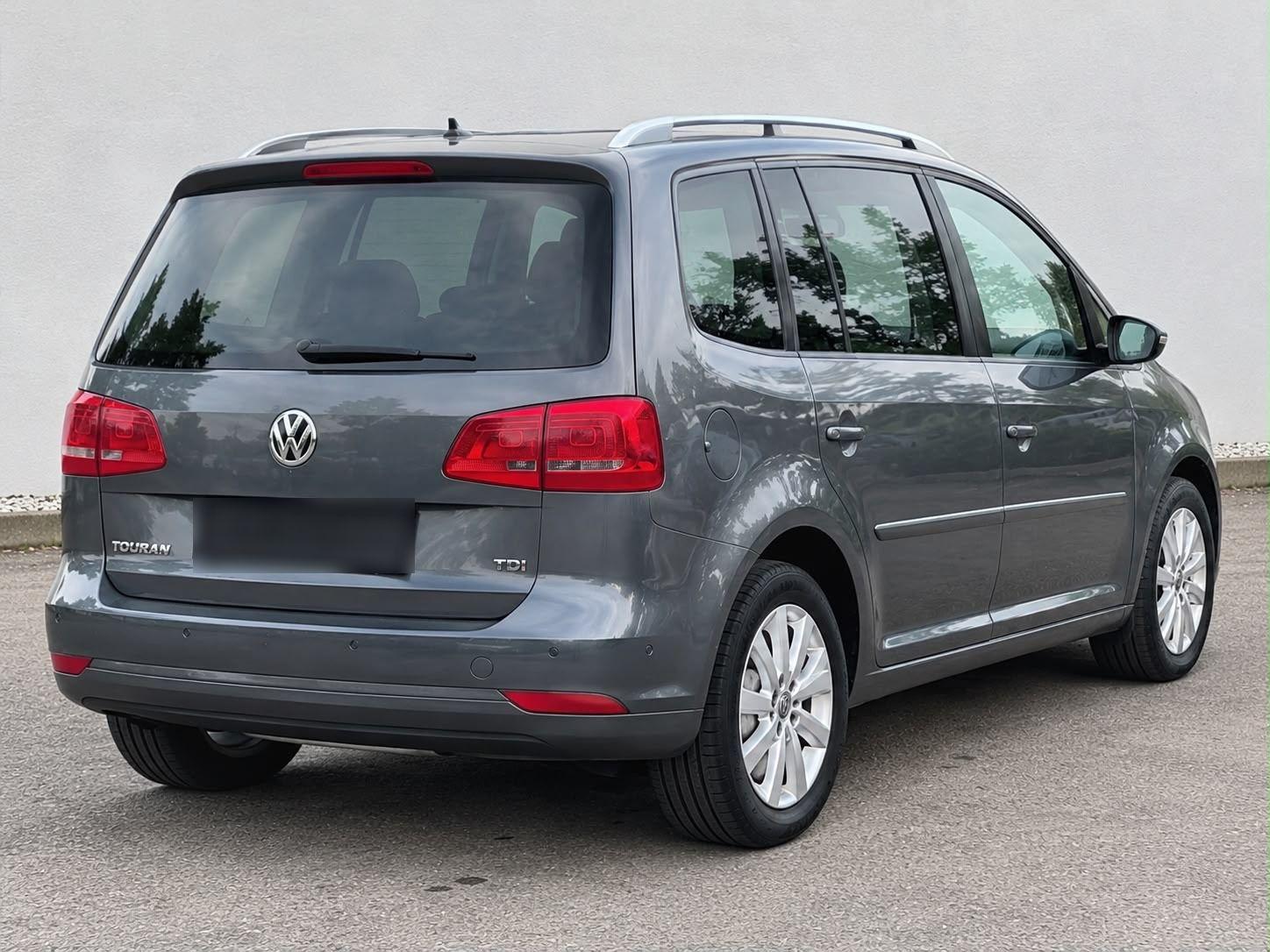 Volkswagen Touran