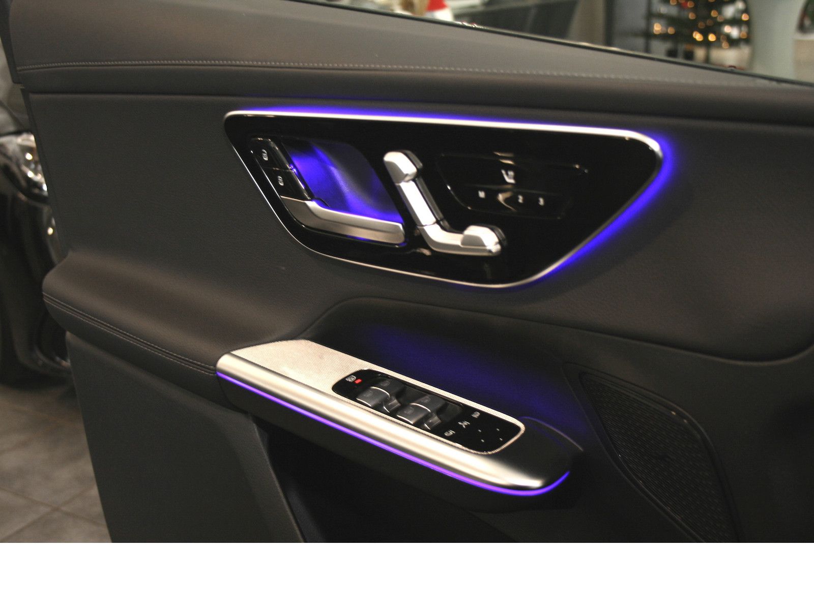 Fahrzeugabbildung Mercedes-Benz GLC 220 d 4M Edition AMG*Night*AHK*Memory*Distro