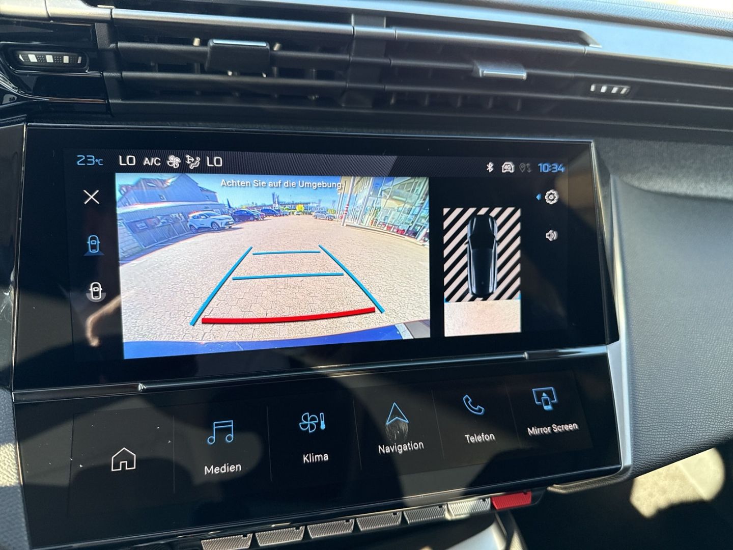 Fahrzeugabbildung Peugeot 308 SW Hybrid 145 Allure 1.2 LED ACC 2-Zonen-Kli