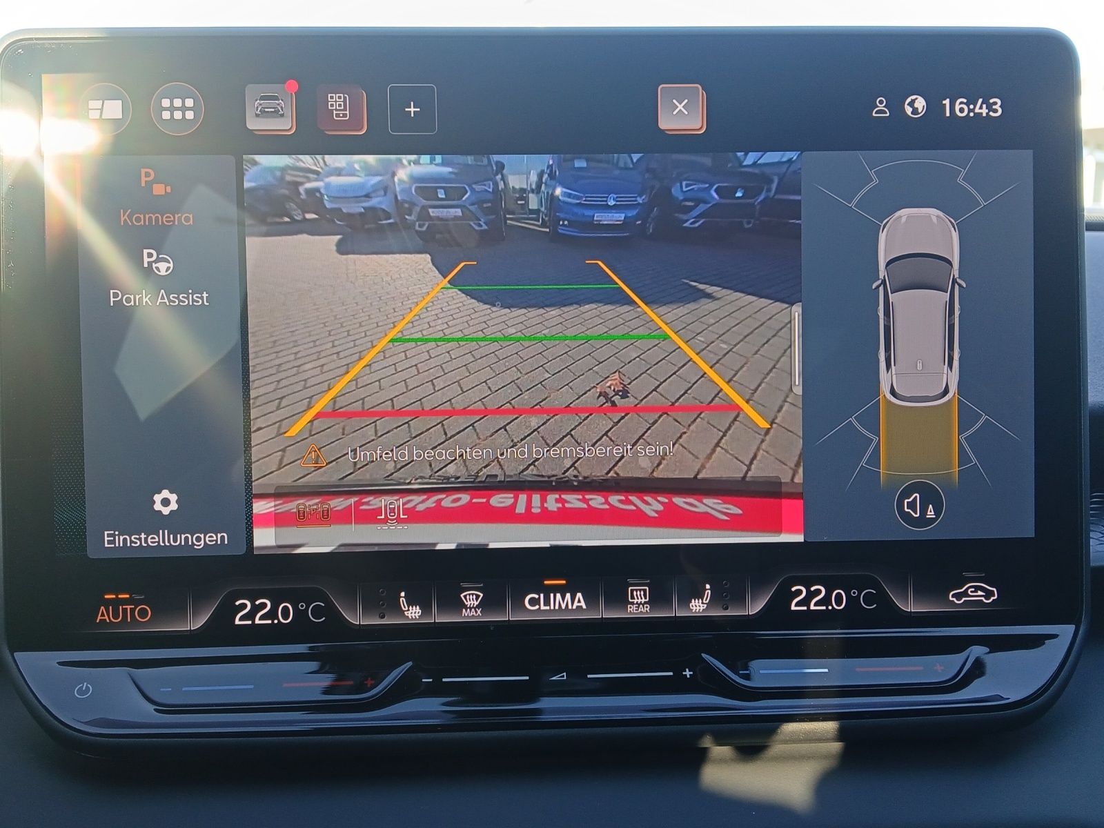 Fahrzeugabbildung CUPRA Terramar 4Drive VZ TSI DSG Matrix ACC SH LRHzg H