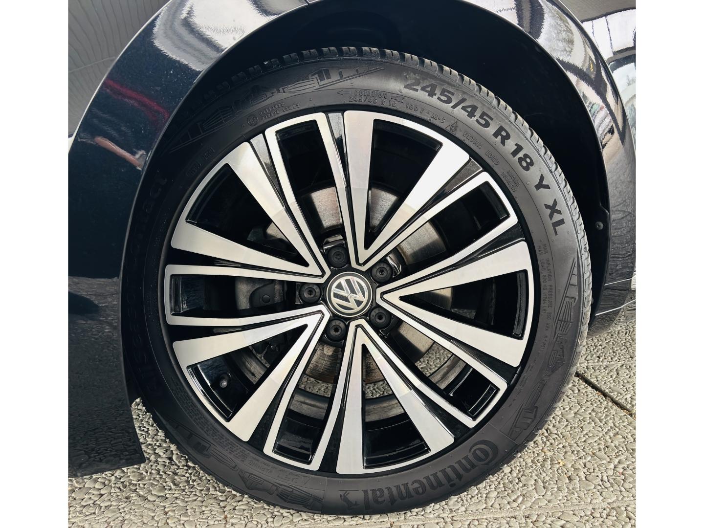 Volkswagen Arteon Elegance 4Motion 2.0 TDI DSG ACC NAVI LED