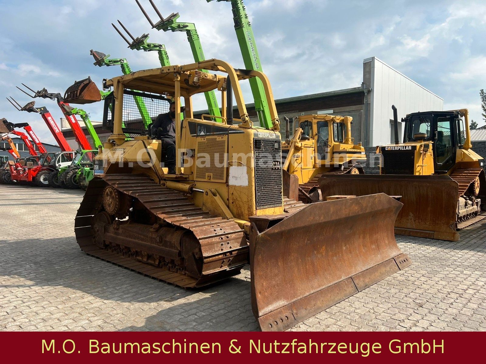 Fahrzeugabbildung CAT Caterpillar D 5 N LGP